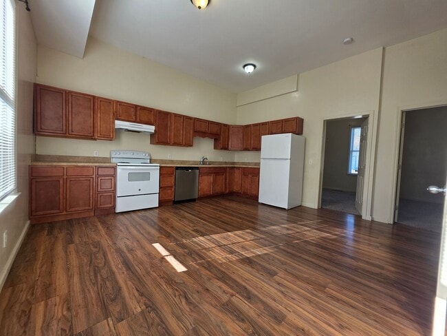 Photo - 1102 E 33rd St Unit 1102 E. 33rd St  C