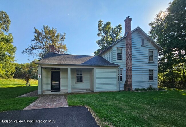 Photo - 2704 NY-9H House