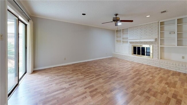 Photo - 1816 Brothers Blvd