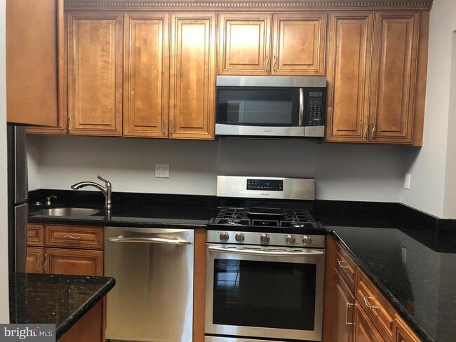 Photo - 5817 Cove Landing Rd Unit 301