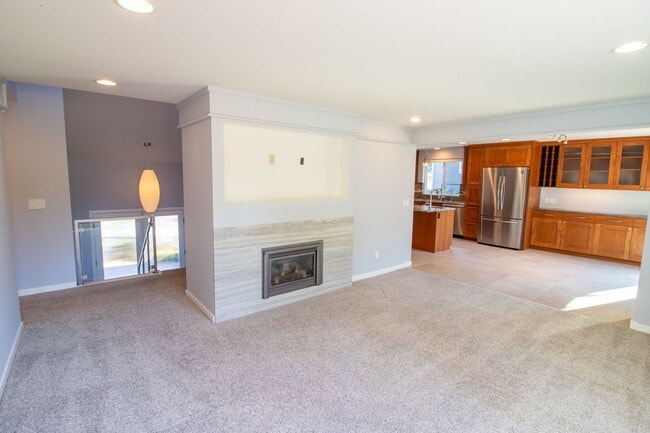 Photo - 5Bd/2.5Ba Redmond Home