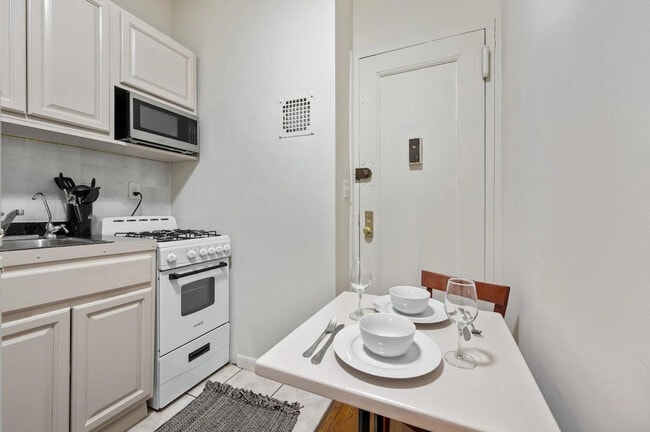 Photo - 1762 2nd Ave Unit SI ID1323941P