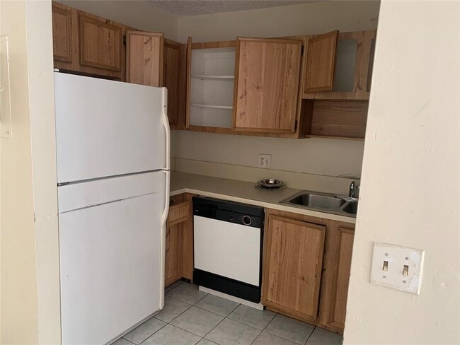 Photo - 10850 Royal Palm Blvd