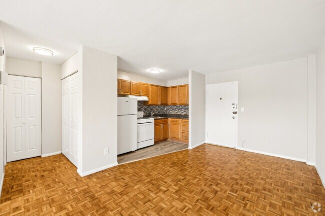 Studio - 346SF - Kitchen/Living Room
