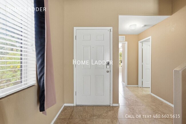 Photo - 44727 Gavilan Dr