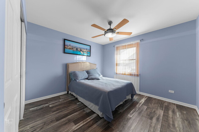 Photo - 15513 Whitehall Ln