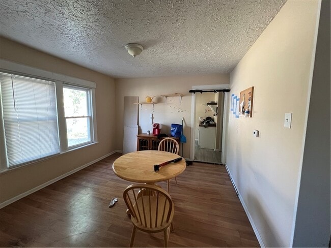 Photo - 53 Scottsville Rd