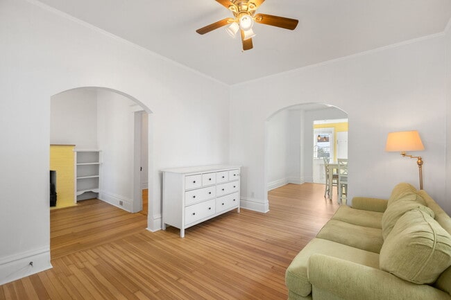 Photo - 331 Granby Rd