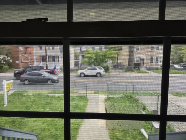 foyer - 575 Stuyvesant Ave Unit 0