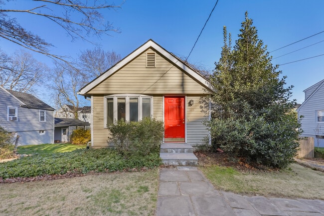 Photo - 105 Valley Rd House