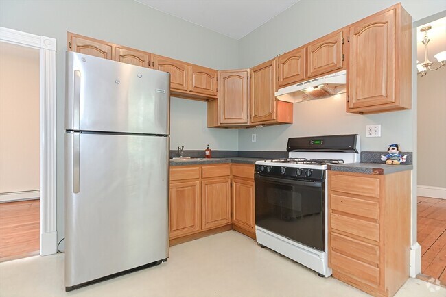 Building Photo - 109 Beacon St Unit 1R Rental