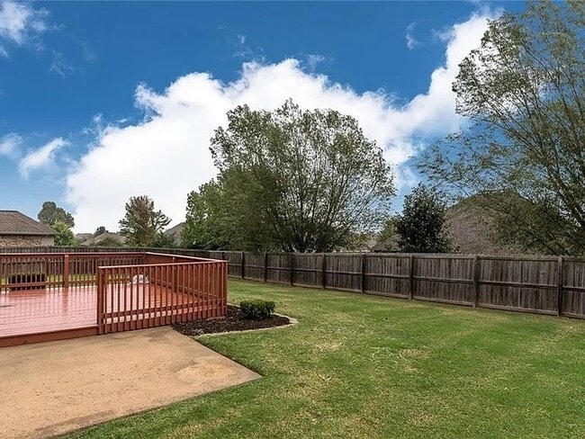 Photo - 1588 N Hazeltine Dr