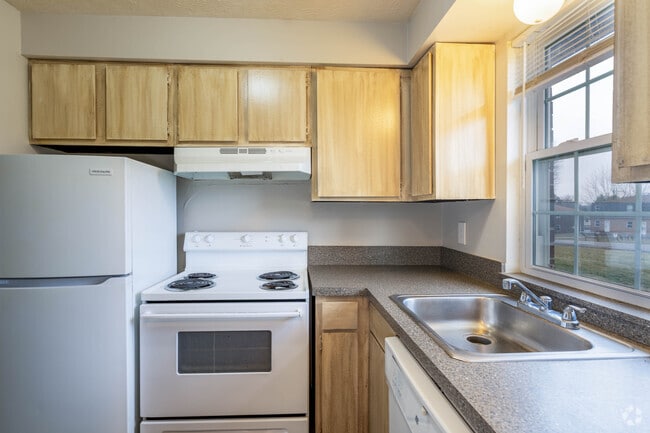2BR, 1.5BA - 1,199SF - Kitchen