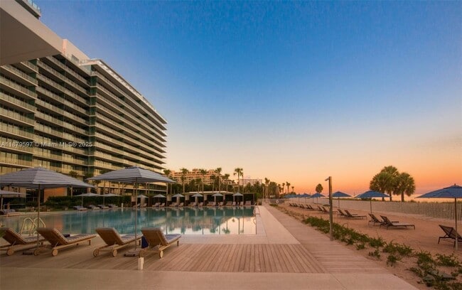 Building Photo - 350 Ocean Dr Unit 605N Rental