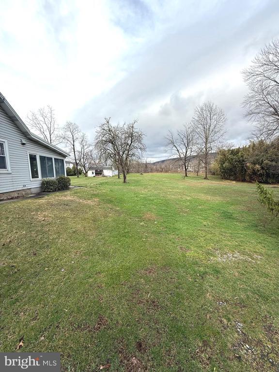 Building Photo - 4324 Valley Rd