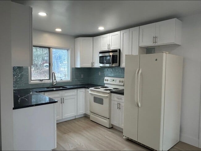 175 Prospect St Unidad 175-R