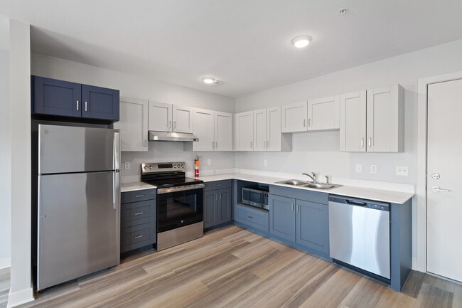 Photo - Rose St. Senior