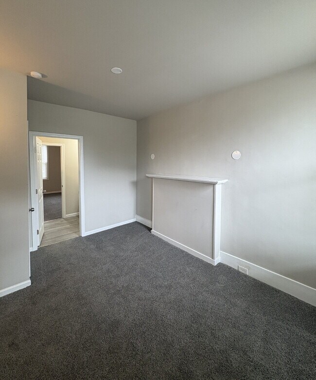 Renovated 1-Bedroom Apartment in Belair-Edison