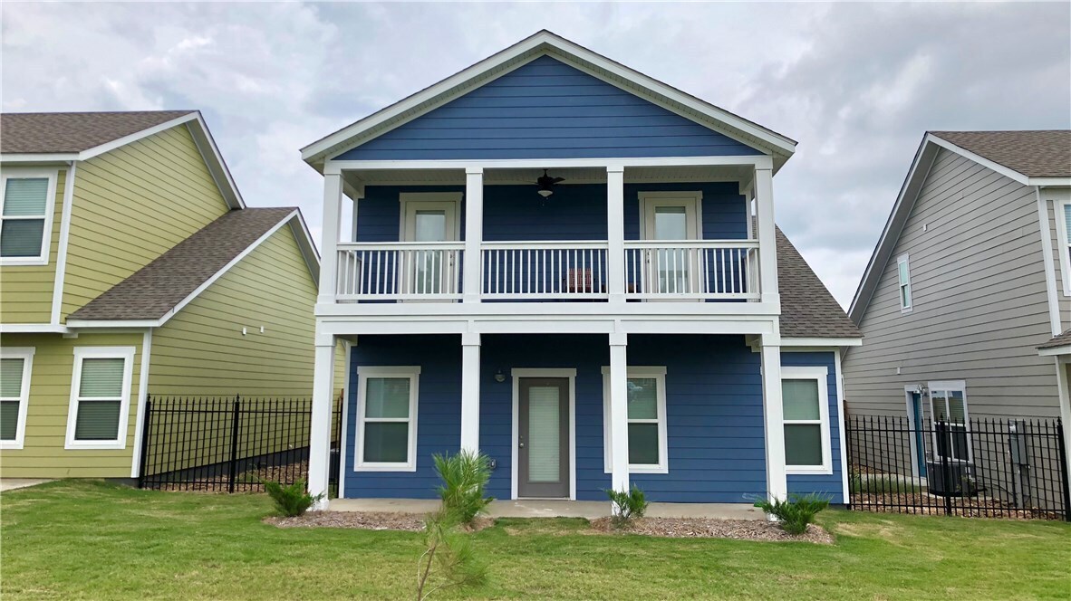 Photo - 1746 N Izard Ln