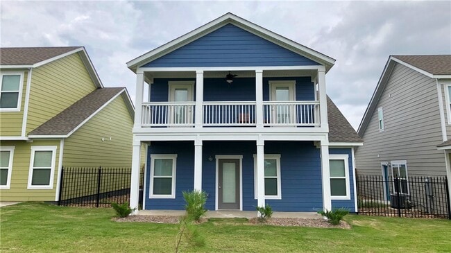 Building Photo - 1746 N Izard Ln