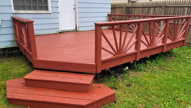 Photo - 2556 Thomas st