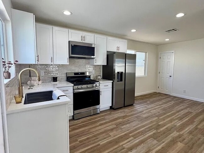 Photo - 9427 S 2nd Ave Unidad 9427 1.2