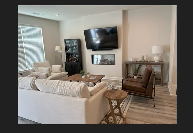 Photo - 114 Fister Dr