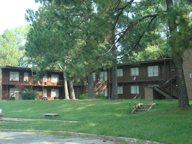 Beacon Manor - Beacon Manor Apartments