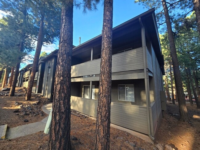 Photo - Upgraded West-Flagstaff Condo in the Arbor... Unit 2-113