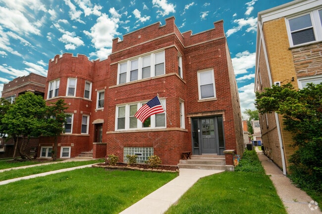Building Photo - 4123 W Wellington Ave Rental