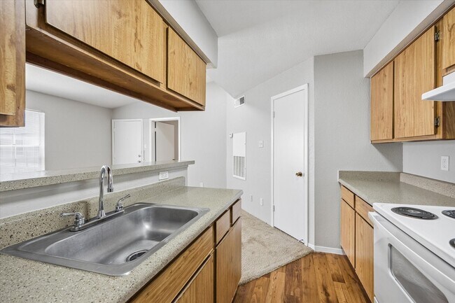 Photo - 1660 W T C Jester Blvd Unit 1012