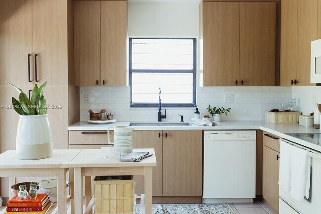 Photo - 9400 SW 103rd Ave