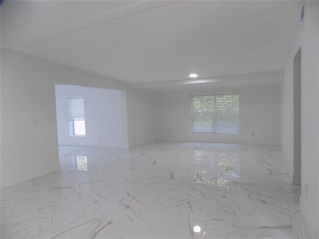 Photo - 1511 E Horatio Ave