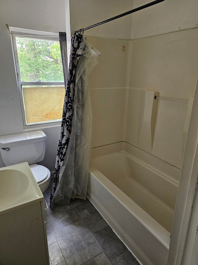 Photo - 113 S 4th St Unidad 4