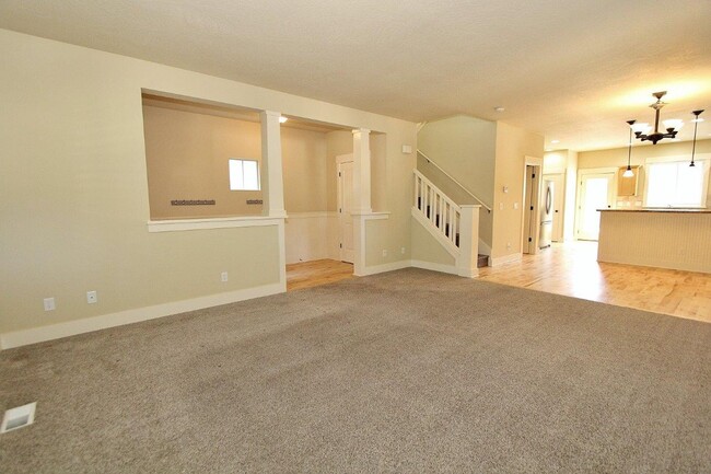 Photo - Immaculate Home w/Open Floor-Plan Nestled on the Boise Bench