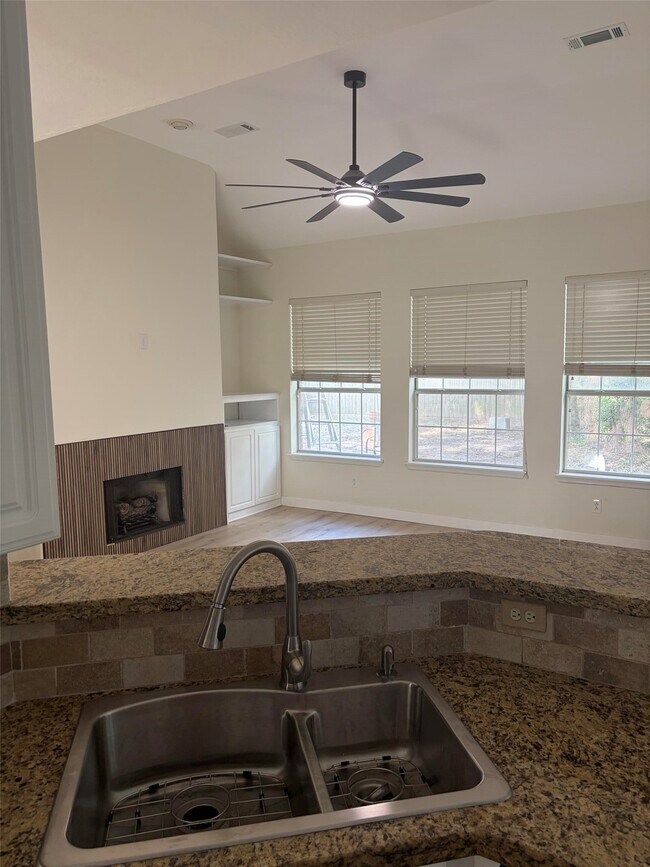 Photo - 22 E Sterling Pond Cir