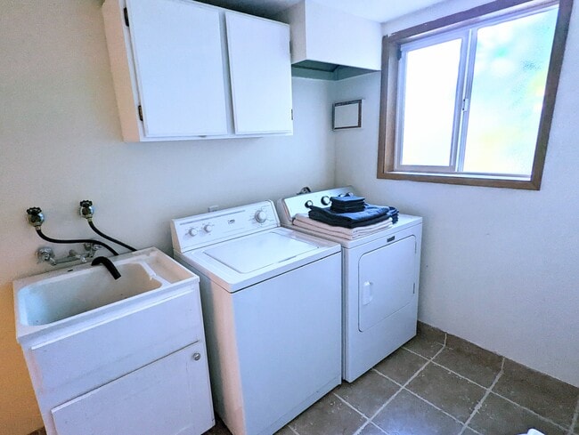 Photo - 12645 NE Fremont St Unidad Pet friendly and spacious