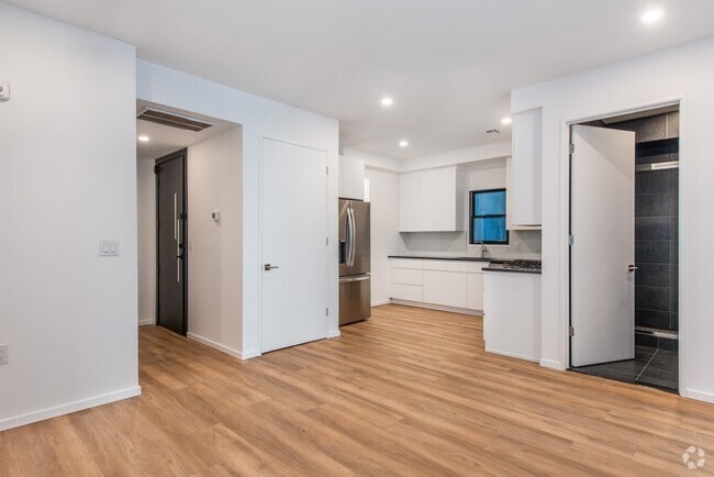Building Photo - 206 Harrison Ave Unit 1 Rental