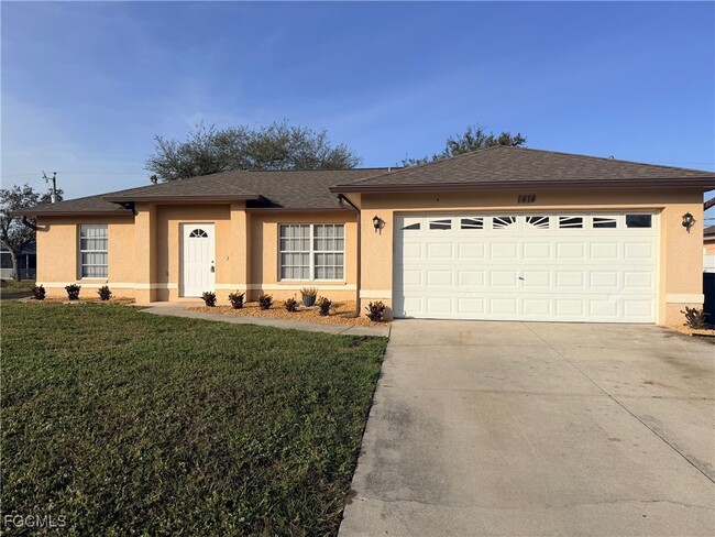 Building Photo - 1414 NE 17th Ave