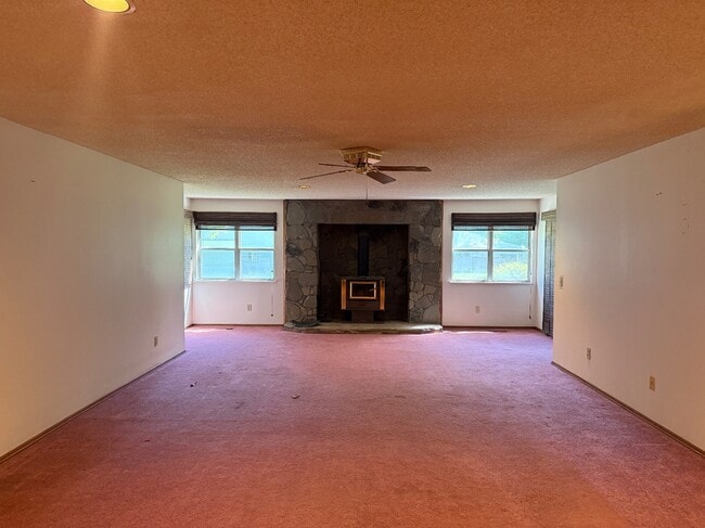 Photo - 8300 NW 15th St