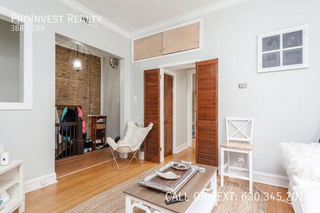 Photo - 2136 N Bissell St Unit 3
