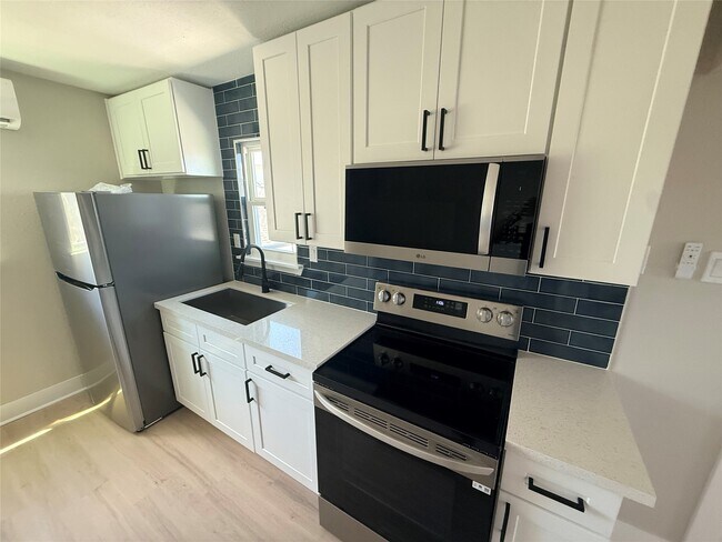 Photo - 2919 Avenue K