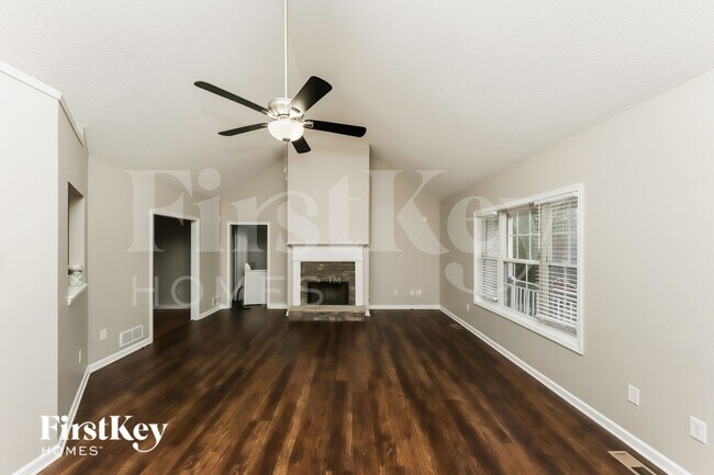 Photo - 37 Legend Creek Cove