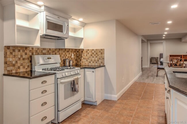 Photo - 17 Cobbler Ln