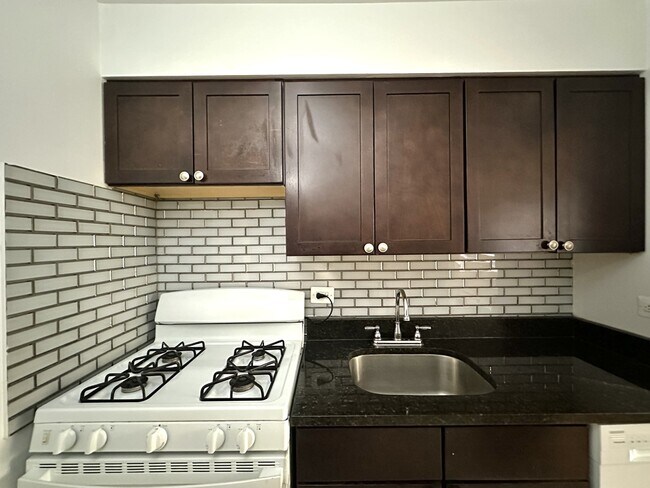 Photo - 6830 N Sheridan Rd Unidad 374