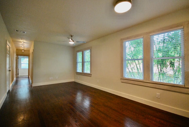 Photo - 616 E Pine St