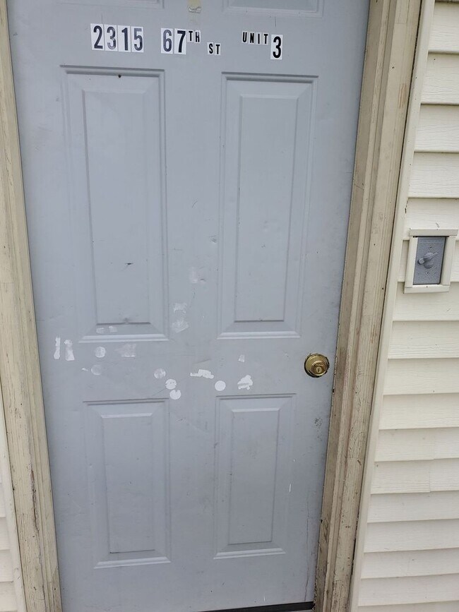 Photo - 2315 67th St Unit 3
