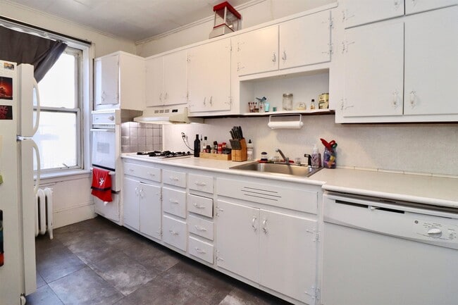 Photo - 704 Washington St Unit 2