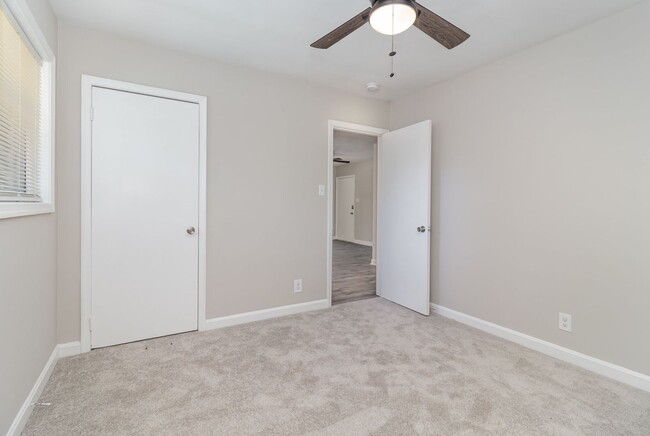 Photo - 2 Bedroom Apartments at Fairlawn Drive Unit 2826-A