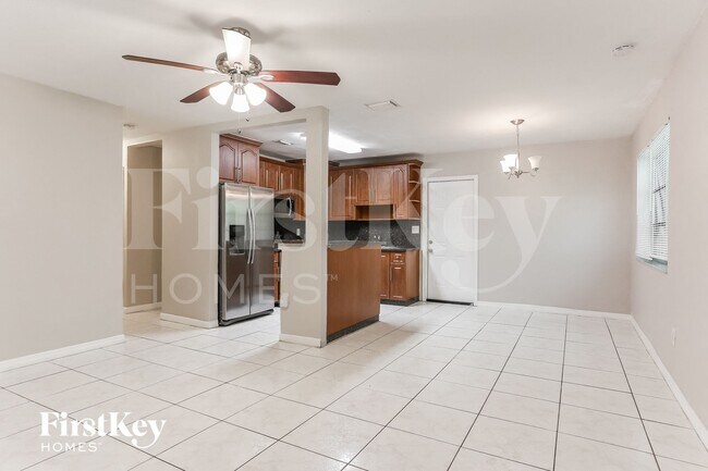 Photo - 6812 SW 22nd Ct